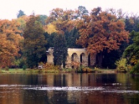 Zámek Lednice - podzimní zámecký park... : Dovolená, Podzim, ZámekLednice, Park, Rybník, Strom, Náladovka