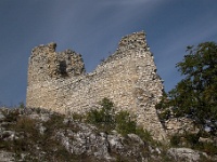 Sirotčí hrad - zbytky veže...